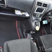 Коврики текстильные на Toyota Ractis I пр.руль 2WD (2005-2010) 